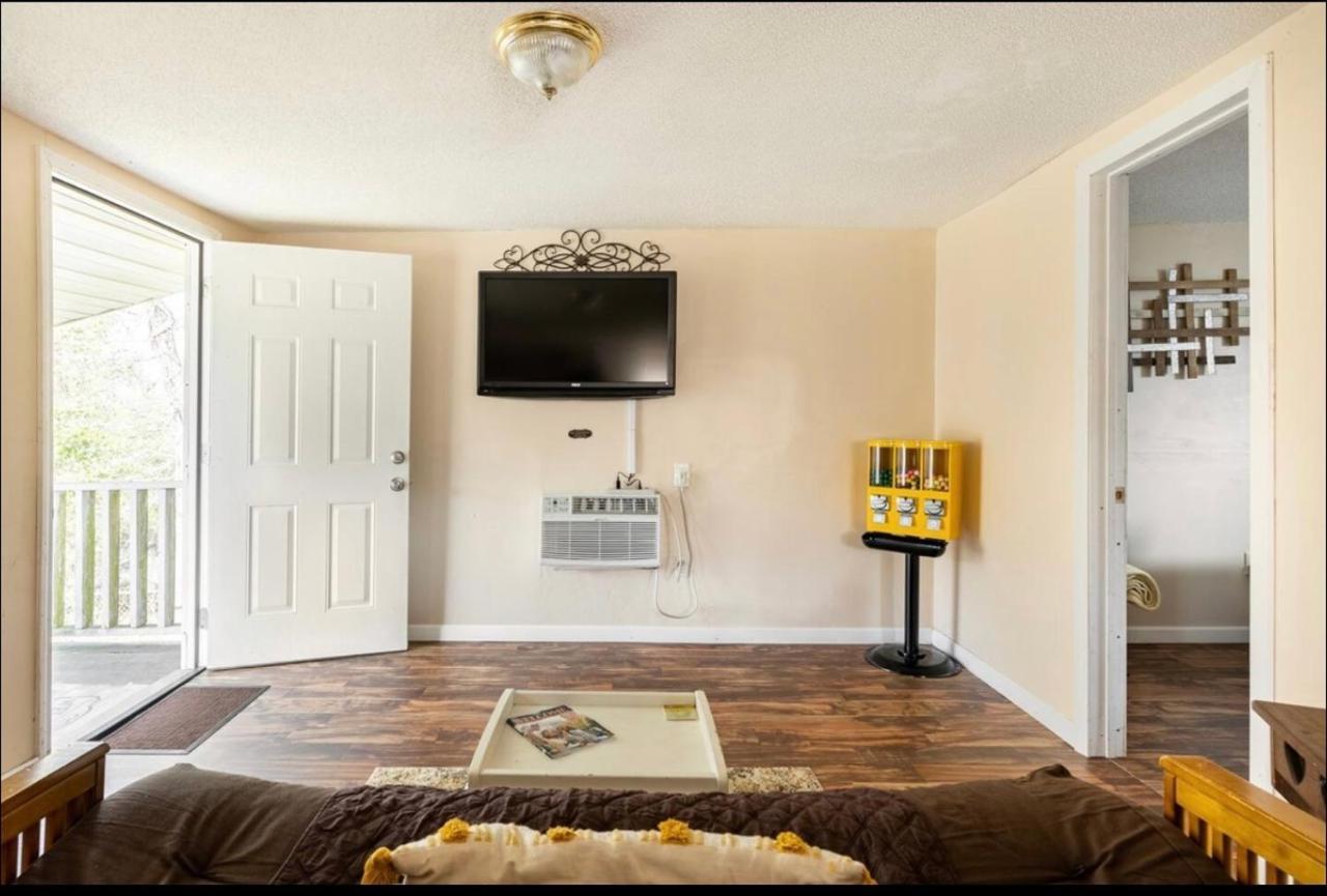 Little Piece Of The Farm Apartamento Baton Rouge Exterior foto